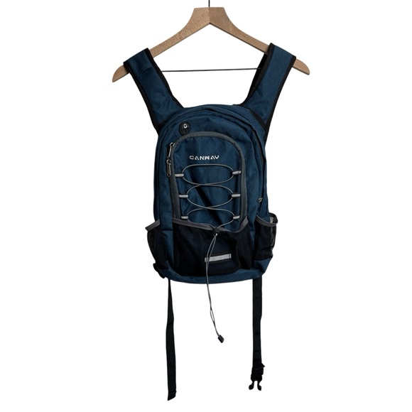 Canway Hydration Backpack Perfect for outdoor and hiking.  *Bladder NOT included - Picture 4 of 10
